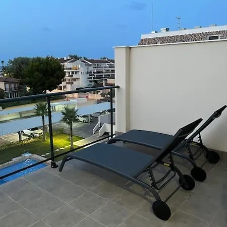 Διαμέρισμα Atico Duplex En *